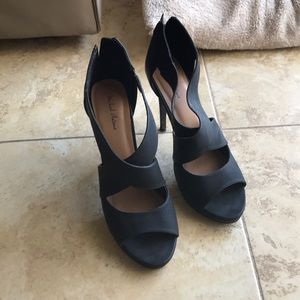 Michael Antonio heels in black- only worn once